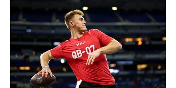 Minnesota Vikings y Denver Broncos ponen esperanzas en un nuevo mariscal de campo